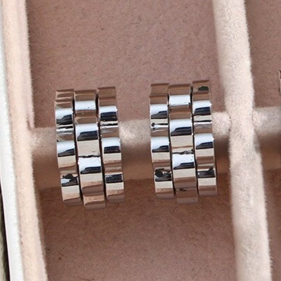 Vintage Chunky Watchband Hoop Earrings PVD 18K White Gold - Picture 4 of 12